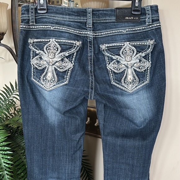 Grace in LA Jeans Low Rise Y2K Embroidered Beaded Cross Detail Boot Cut Denim - Picture 7 of 16
